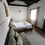 Casal Do Vulcao בית כפרי Capelo