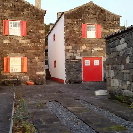 Kır Evi Casal Do Vulcao Capelo
