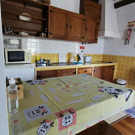 Casal Do Vulcao Kır Evi *