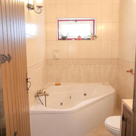 Casal Do Vulcao منزل ريفي