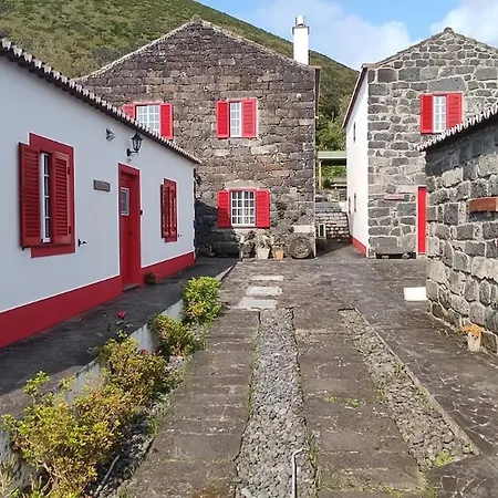Country house Casal Do Vulcao Capelo